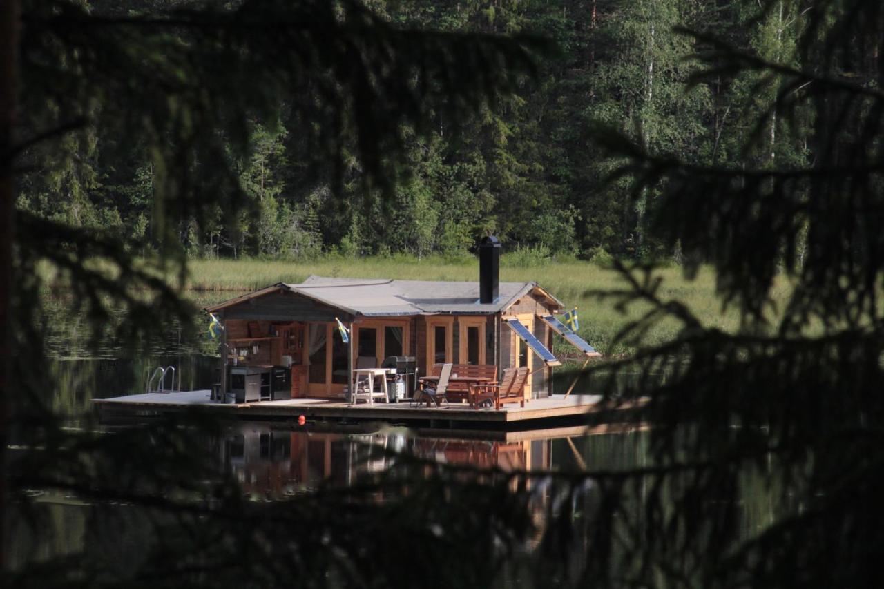 Rustika Strandstugor Utanfoer Raettvik Esterno foto