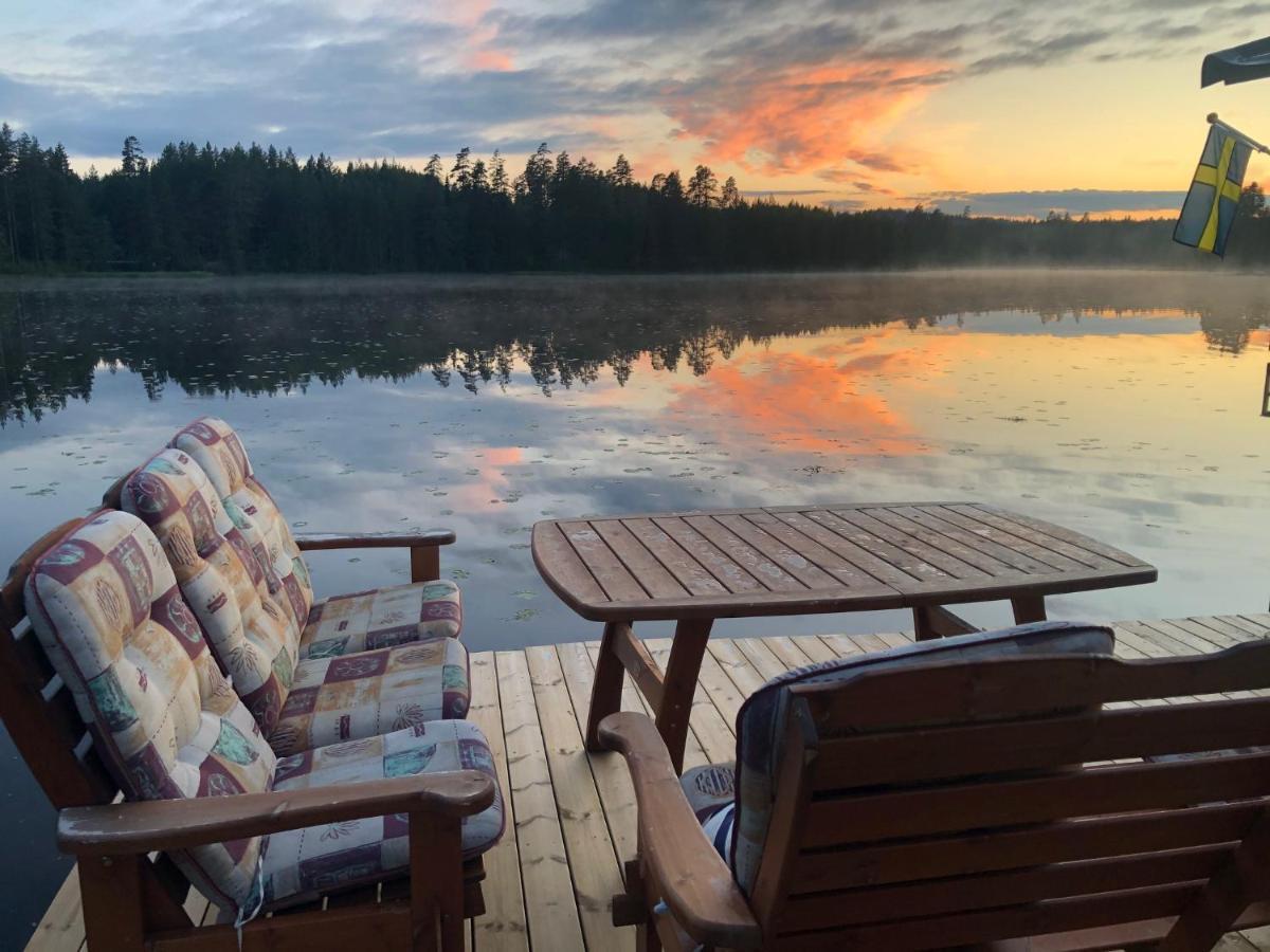 Rustika Strandstugor Utanfoer Raettvik Esterno foto
