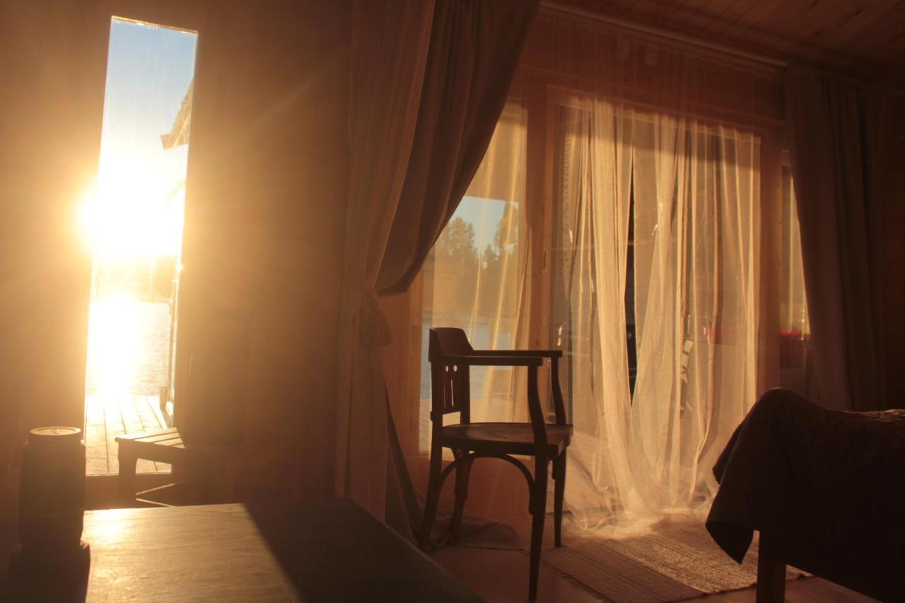 Rustika Strandstugor Utanfoer Raettvik Esterno foto