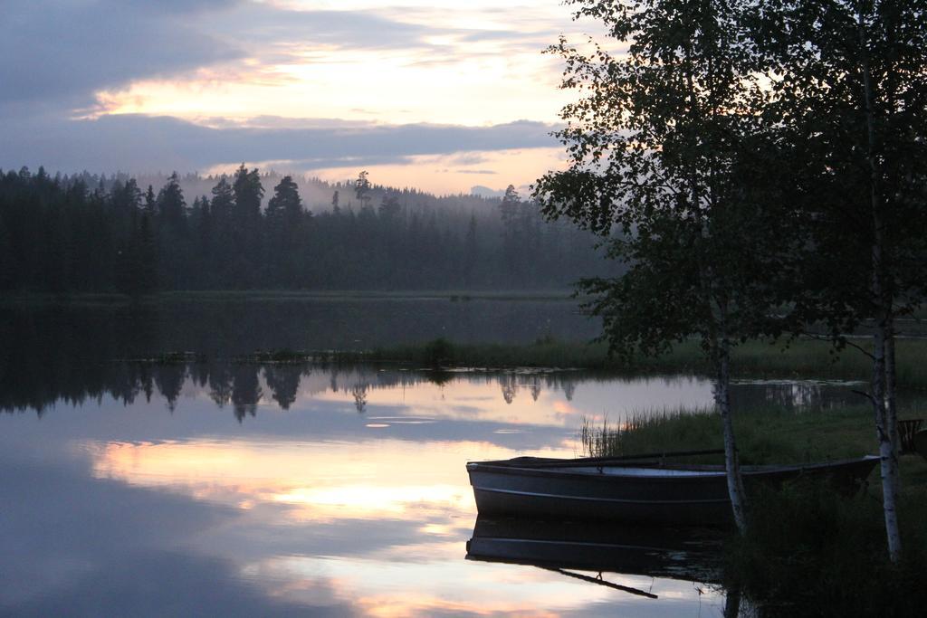 Rustika Strandstugor Utanfoer Raettvik Esterno foto
