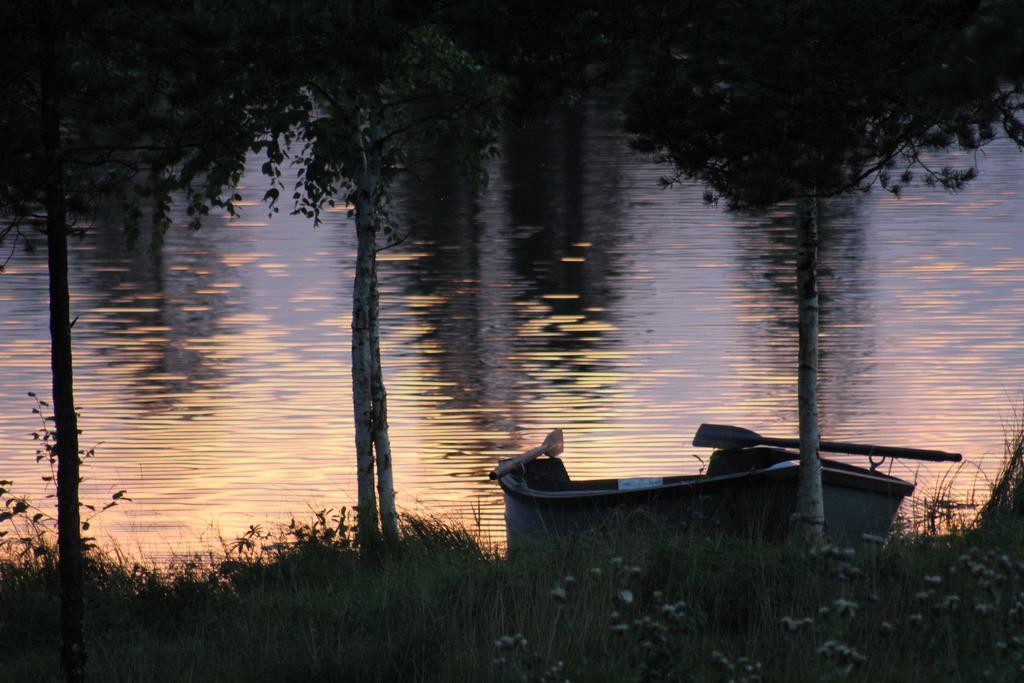 Rustika Strandstugor Utanfoer Raettvik Esterno foto