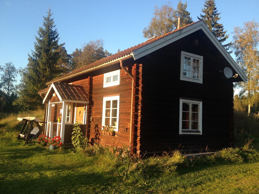 Rustika Strandstugor Utanfoer Raettvik Esterno foto