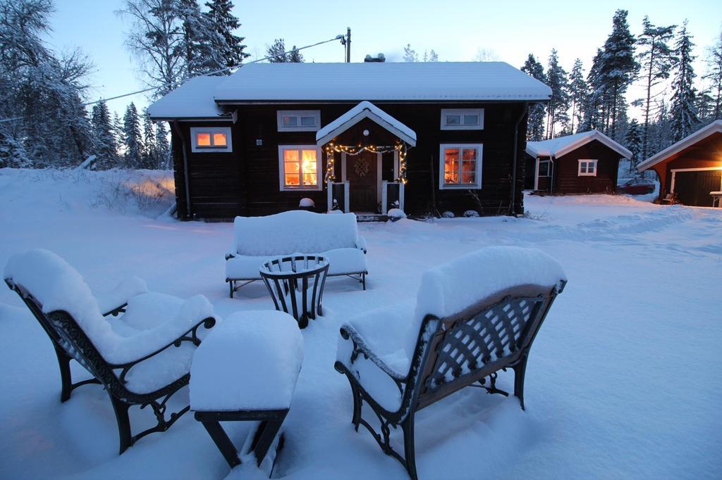 Rustika Strandstugor Utanfoer Raettvik Esterno foto
