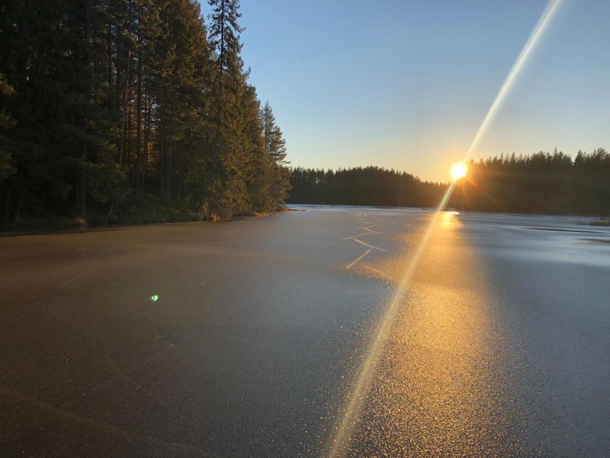 Rustika Strandstugor Utanfoer Raettvik Esterno foto